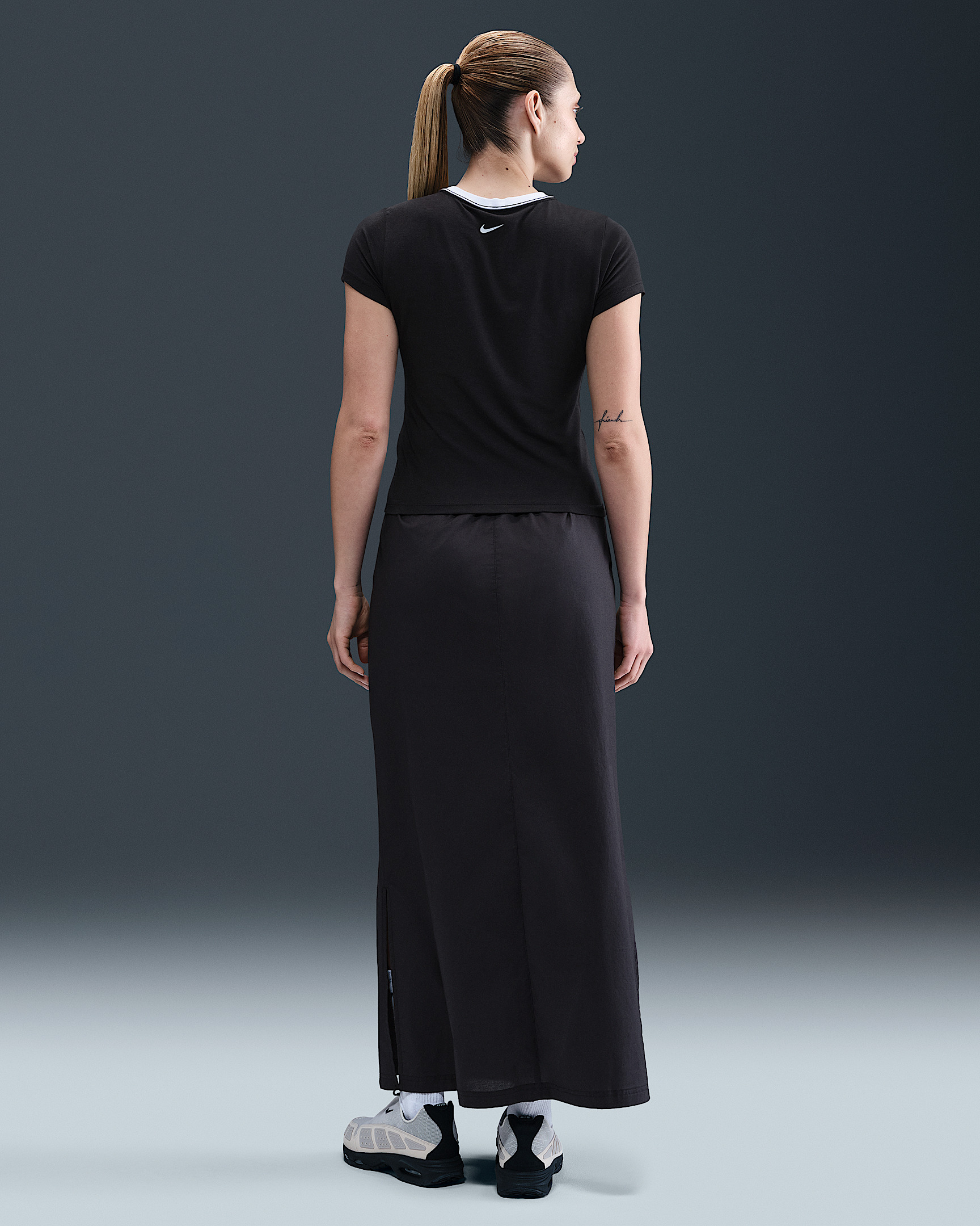 Nike Sportswear Chill Knit Women's Slim Cropped T-Shirt - 5