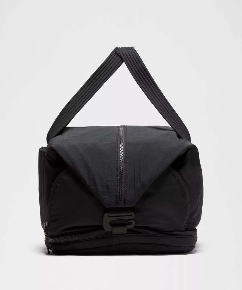 3-in-1 Gym Duffle Bag 30L 4
