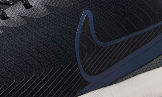 Nike Air Max Nuaxis Sneaker in Black/Midnight Navy at Nordstrom - 7