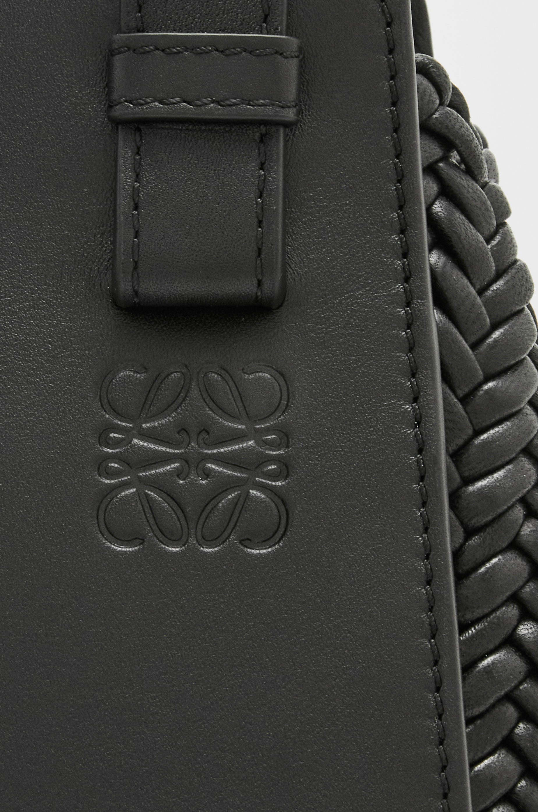 Compact Hammock bag in calfskin - 8
