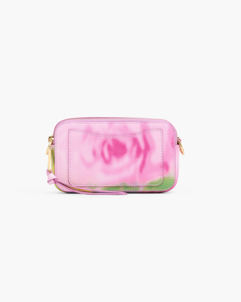 THE BLURRED FLORAL SNAPSHOT 3
