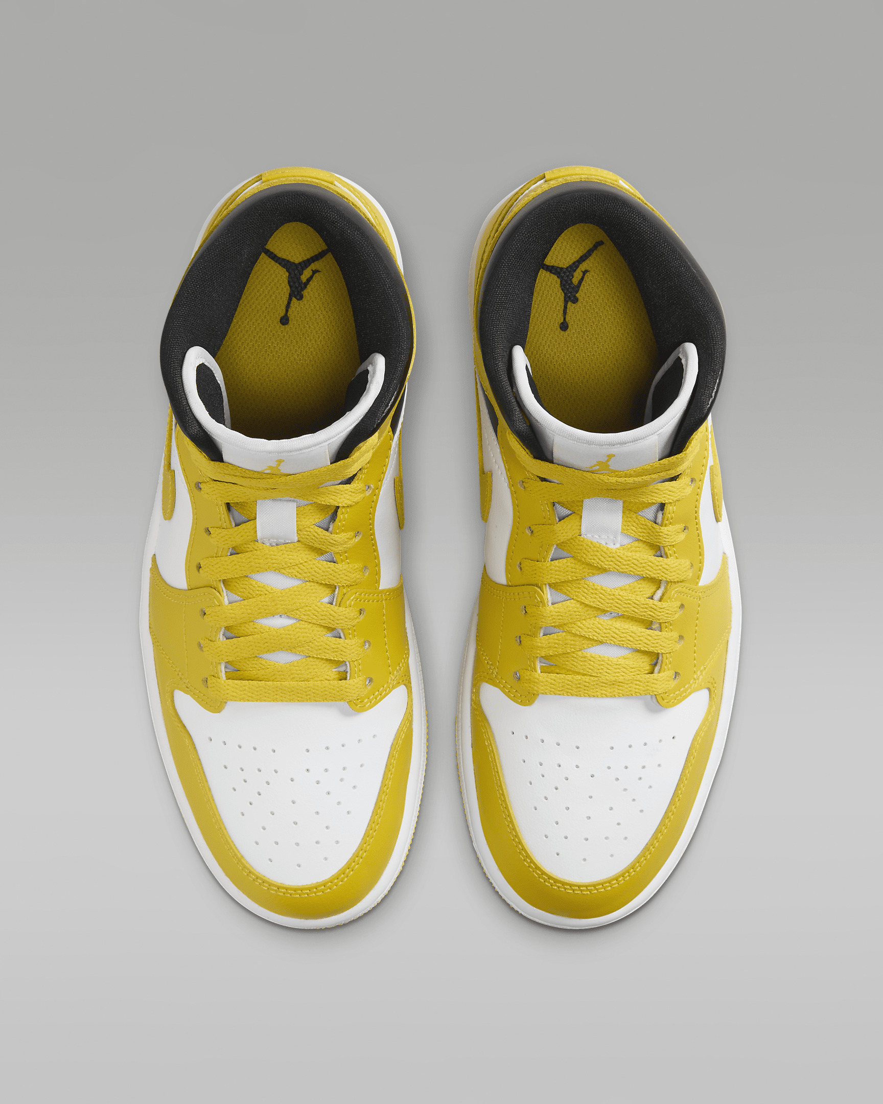 Air Jordan 1 Mid Women's Shoes - 4