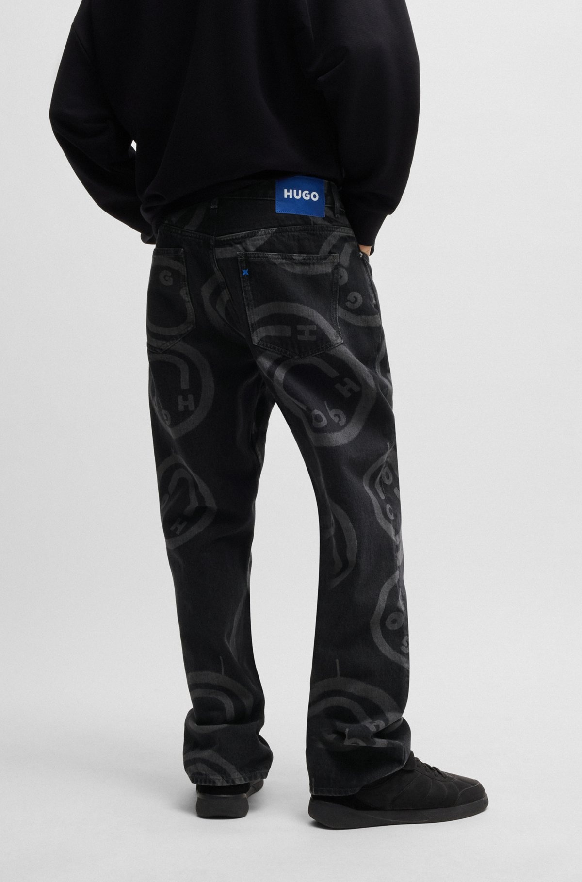 BLACK BAGGY-FIT JEANS WITH HAPPY HUGO PRINT - 4
