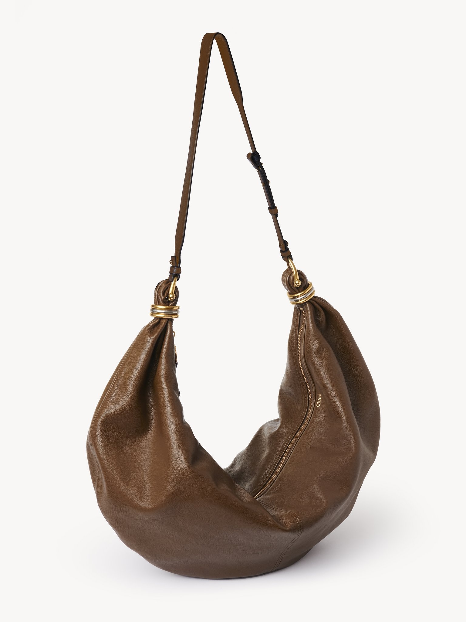 LARGE BRACELET HOBO BAG IN GRAINED LEATHER - 3