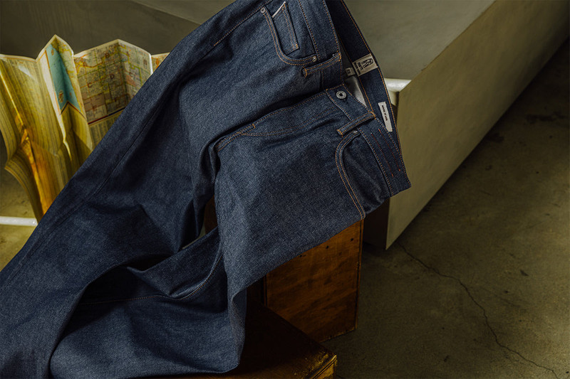 The Barrel Classic Straight Natural Slub Indigo - Raw 12.5oz Selvedge 3