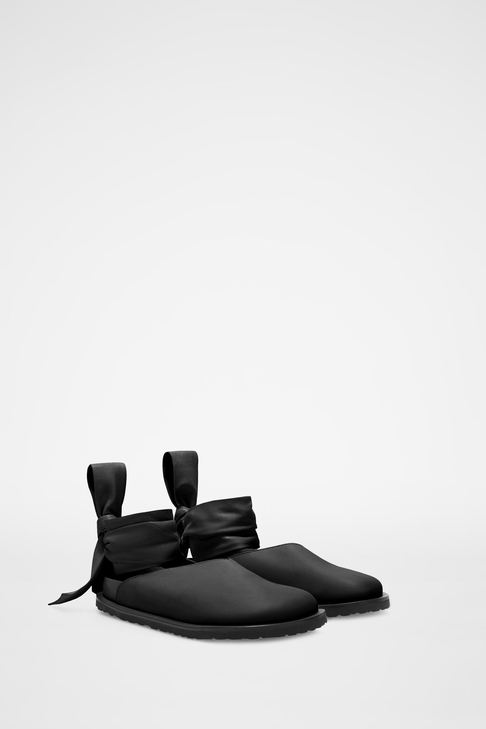 Velan Clogs - 3