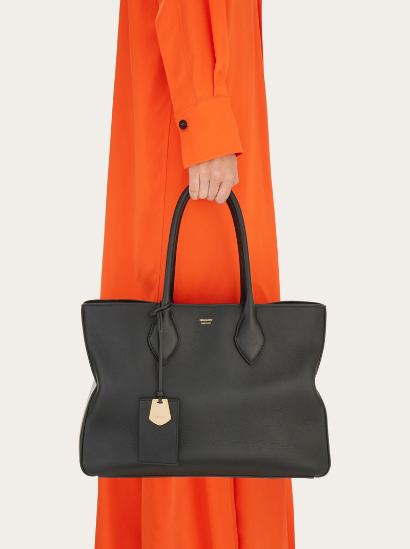 FERRAGAMO Tote bag (L) outlook