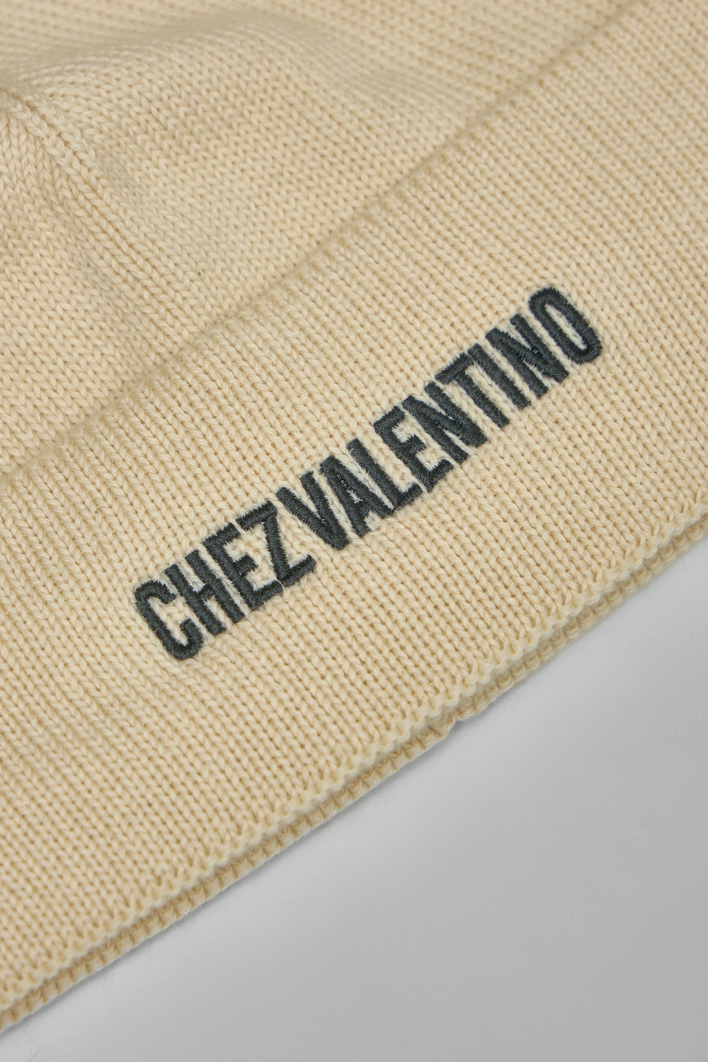 Logo Embroidered Beanie - 3