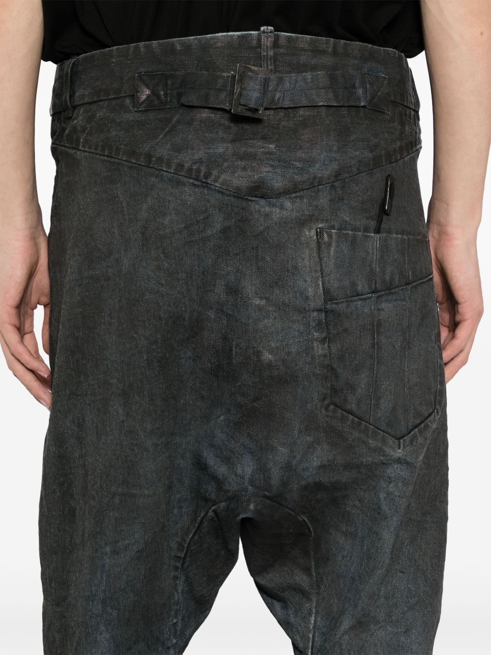button fastening jeans - 5