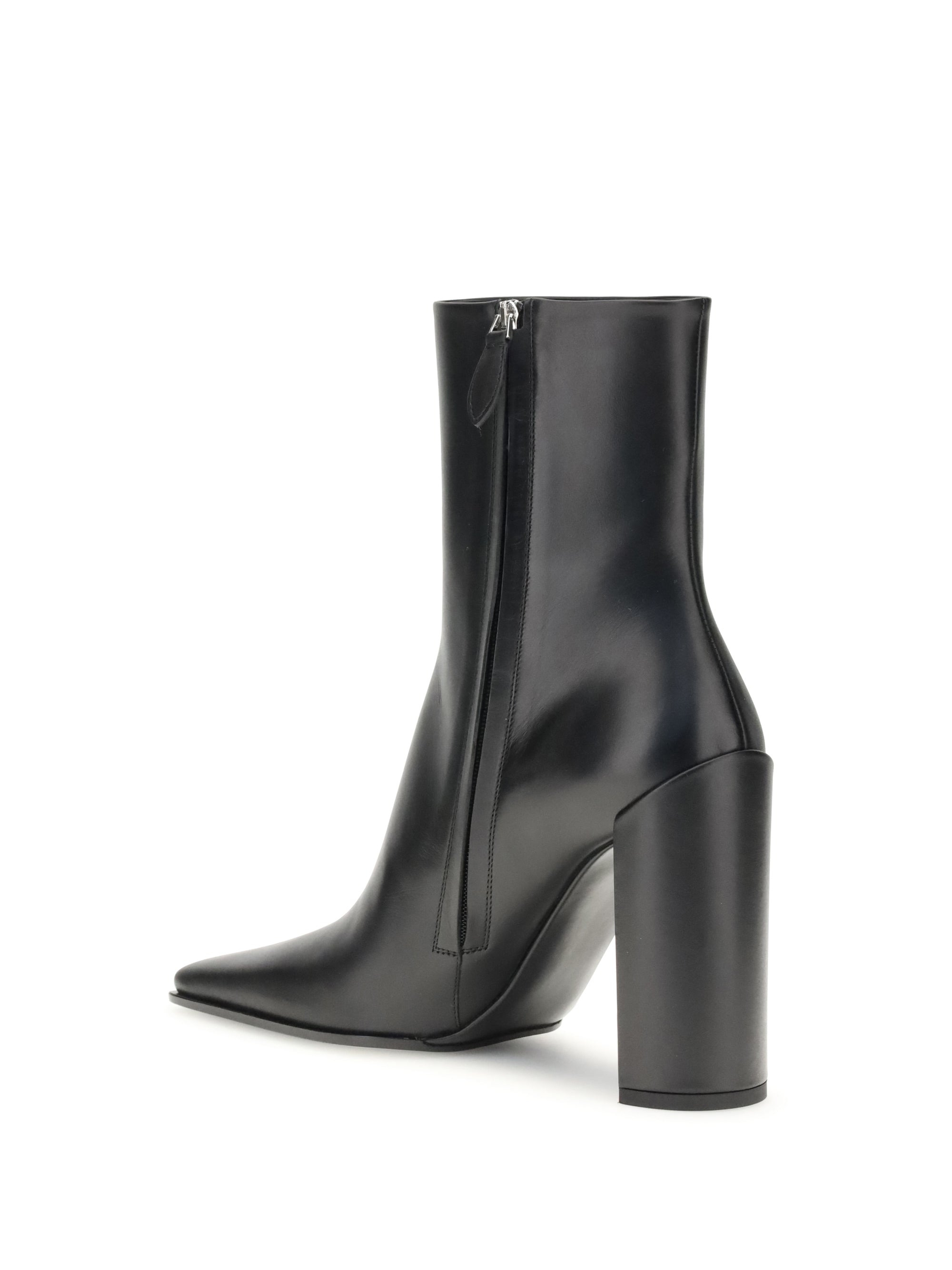 Alaïa Women Ankle Boots 90 - 3