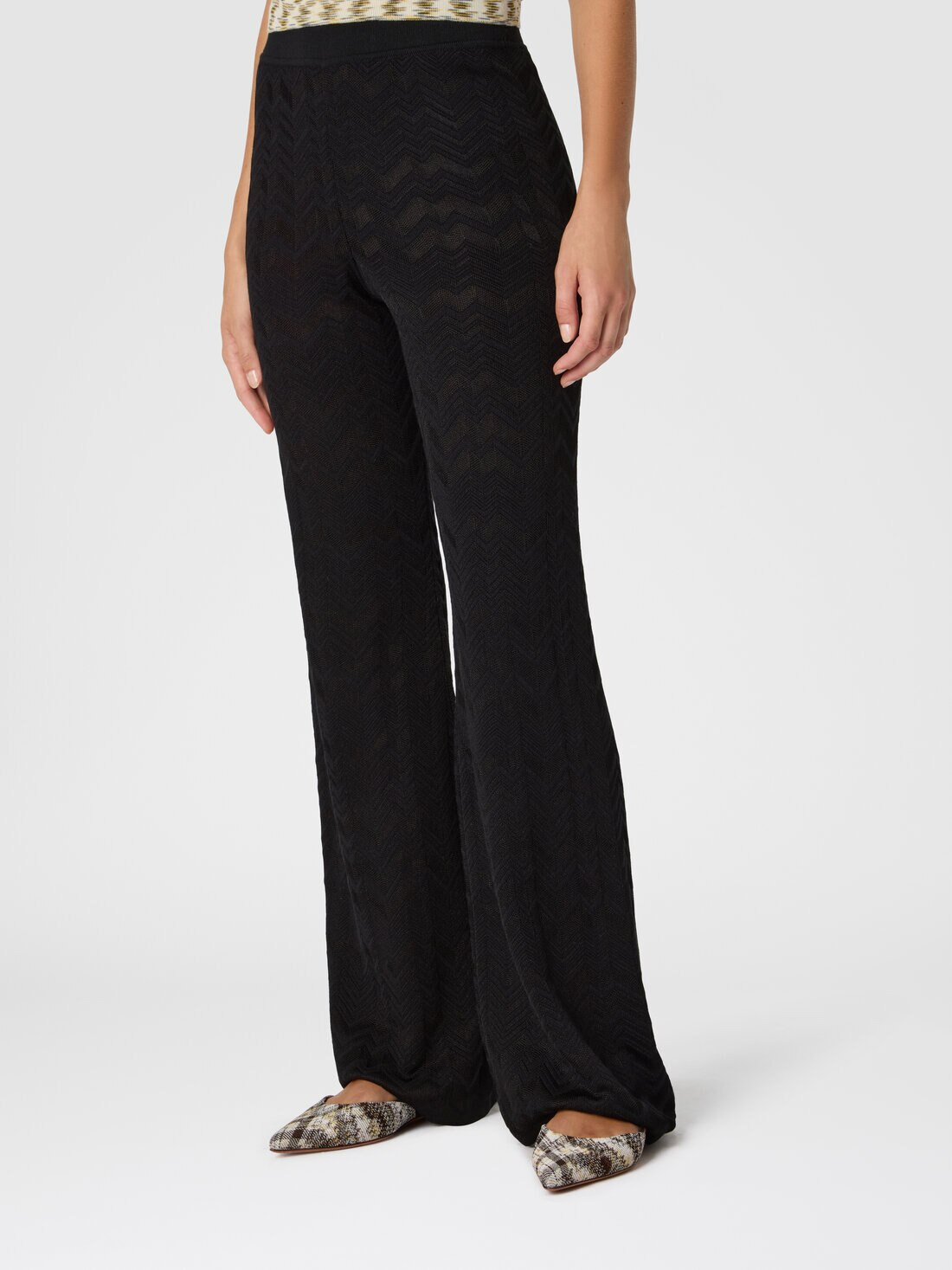 Straight Long Pants in Chevron Pattern - 4