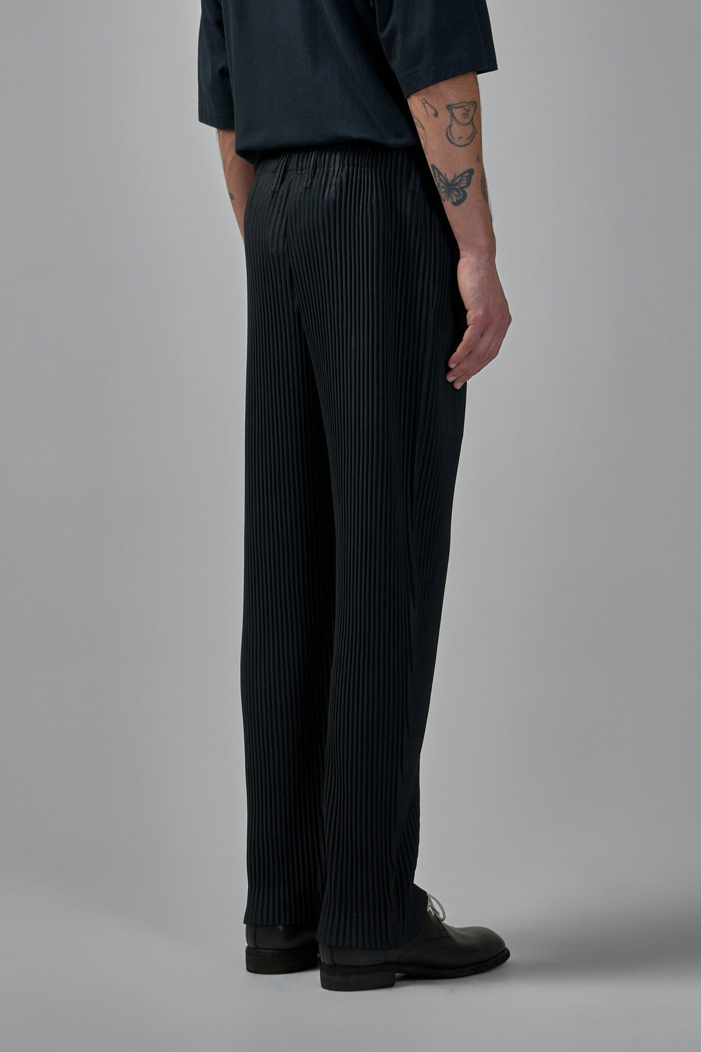 Basics Pleated Pants - 3