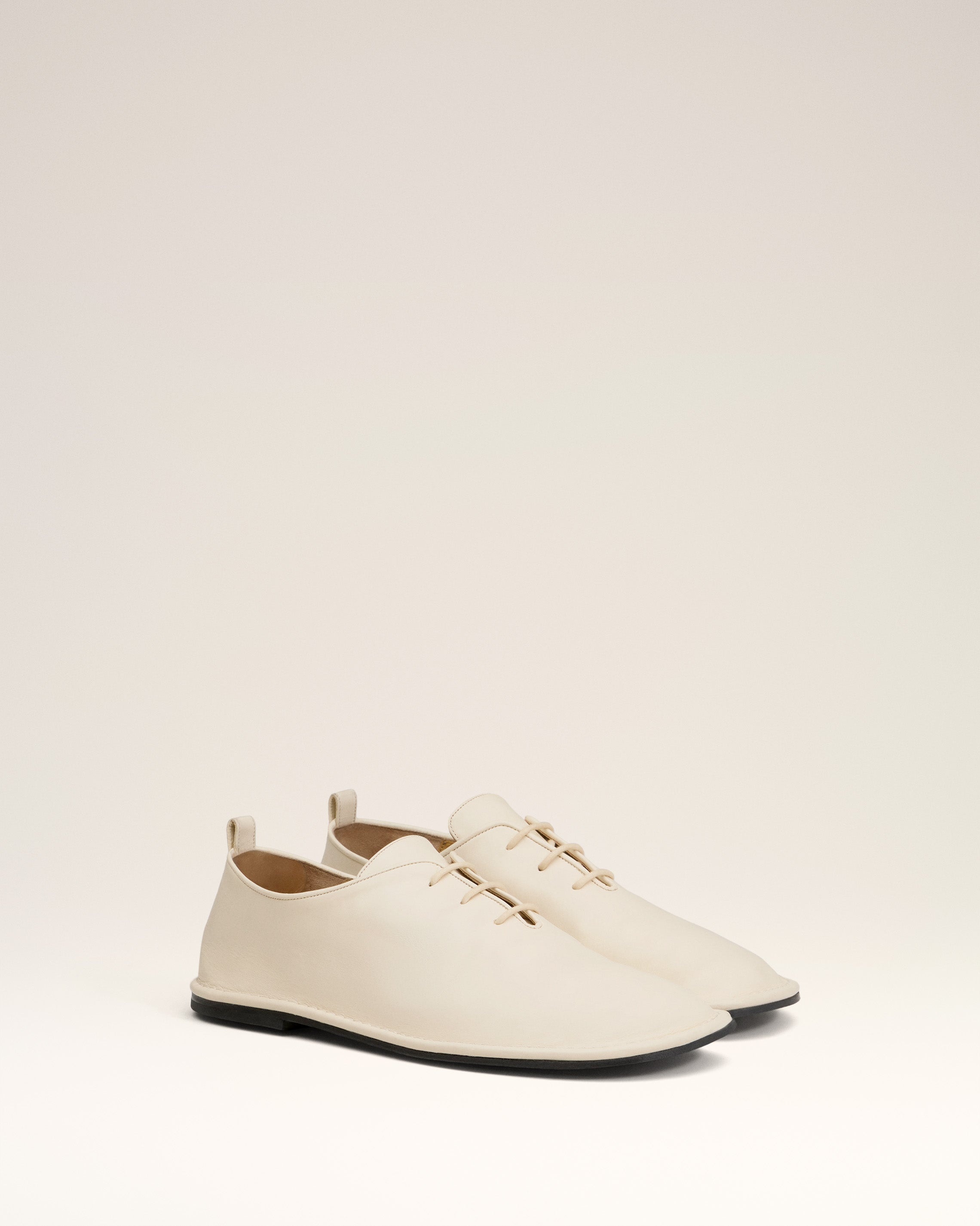 BEIGE LEATHER ONE CUT SHOES - 3