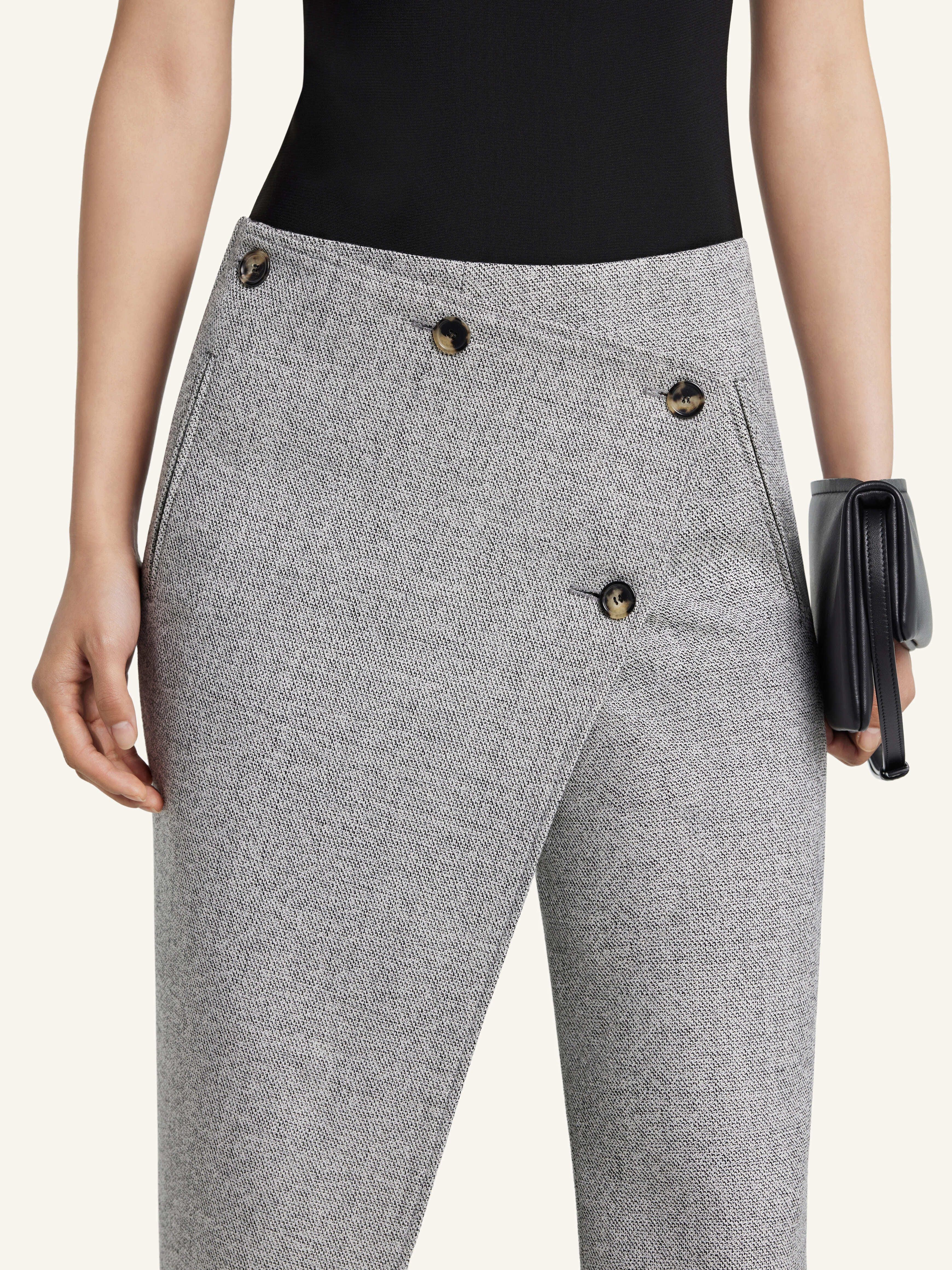 OBLIQUE CAVIAR PANTS - 5