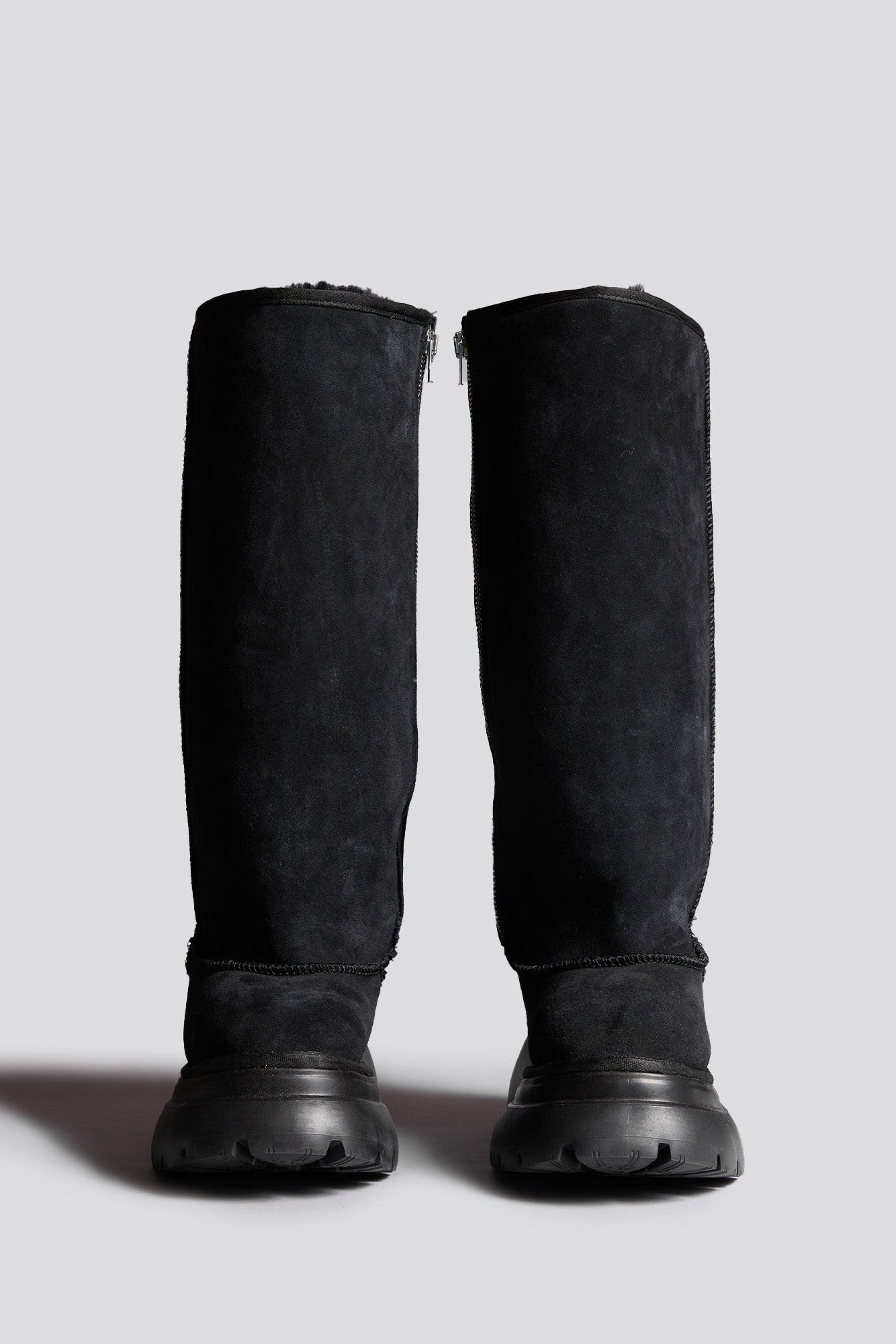 TALL CHUNKY SHEARLING BOOT - BLACK -R13 - 3