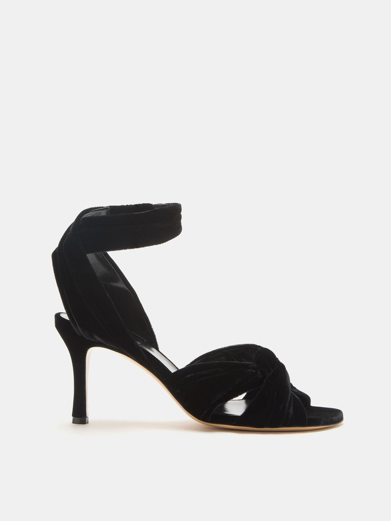 Antonia Pump / Black Velvet 1