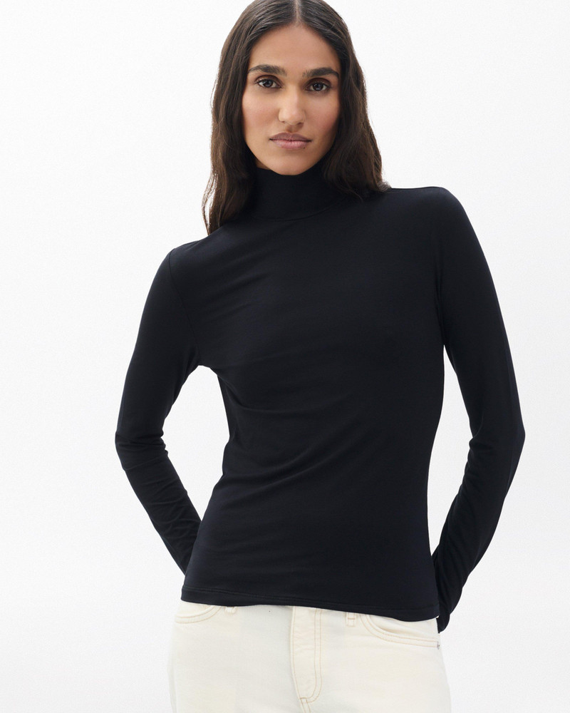 Luca Turtleneck 5