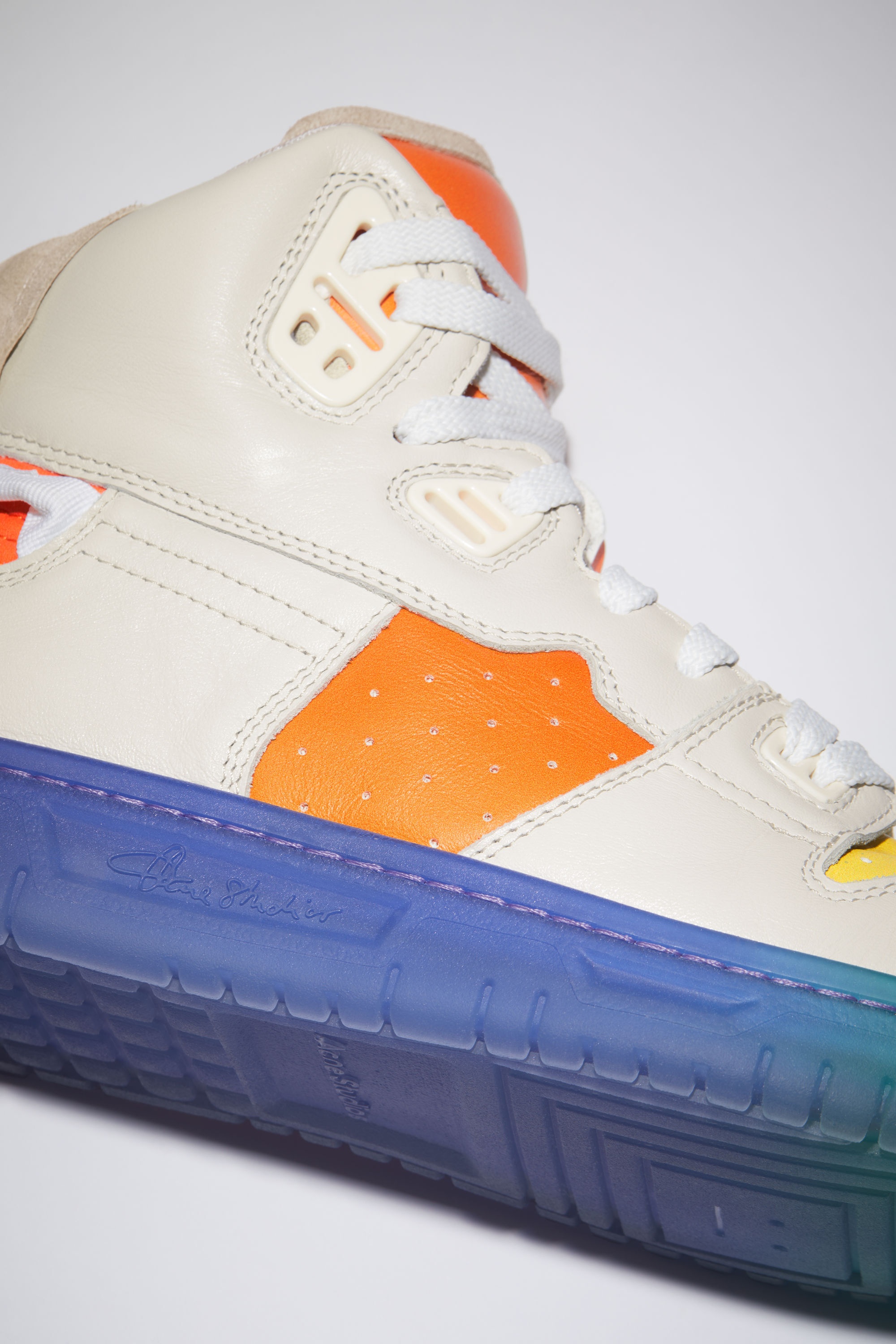 High top leather sneakers - Off white/multi - 5