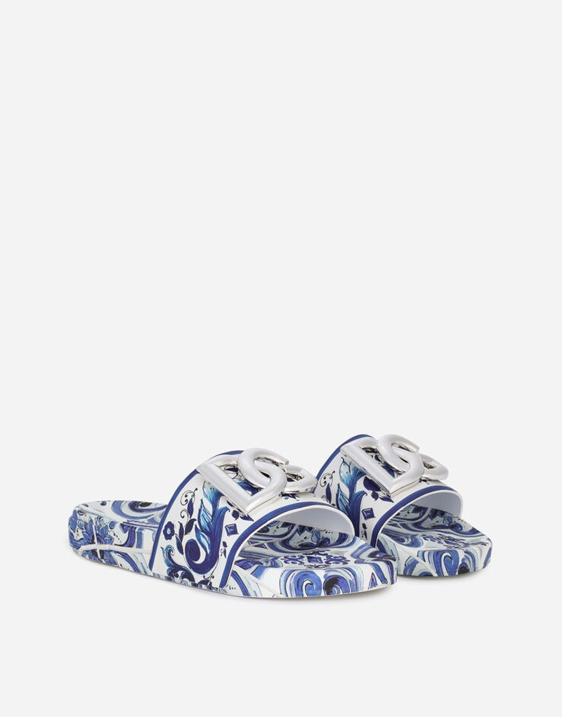 Calfskin beachwear sliders in majolica-design rubberized calfskin 2