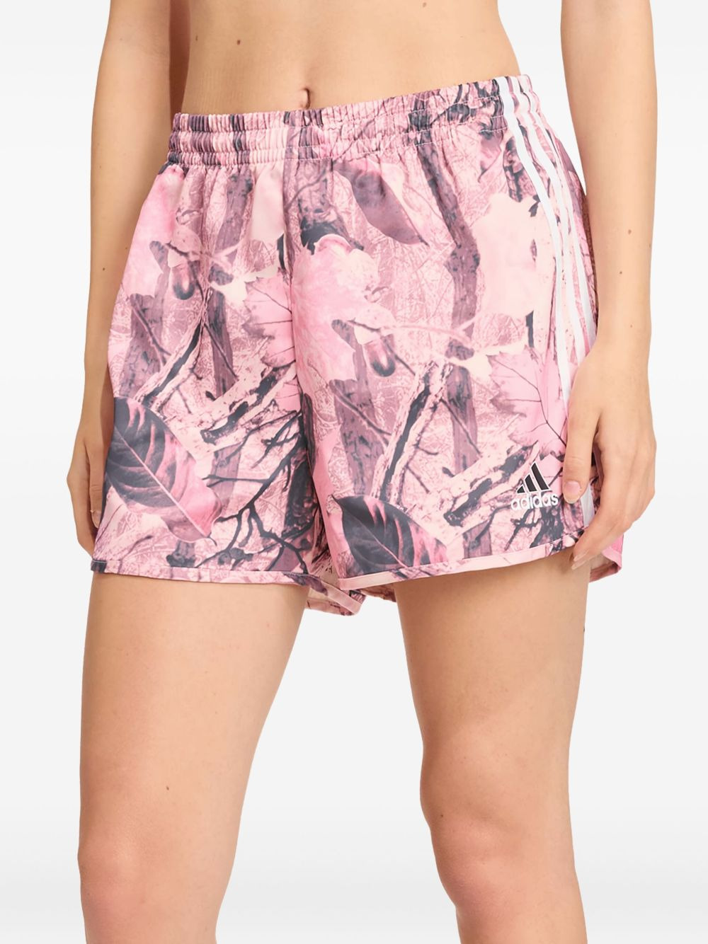 leaf camo-print satin shorts - 2