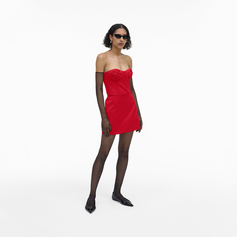 THE SATIN ROSE CORSET 3