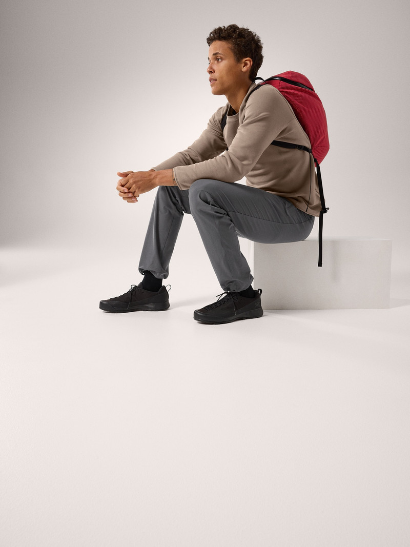 Arc'teryx Kyanite Crew Neck Pullover outlook