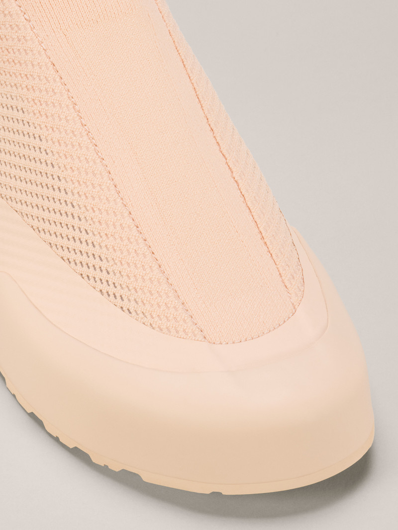 Arc'teryx Kragg Shoe outlook