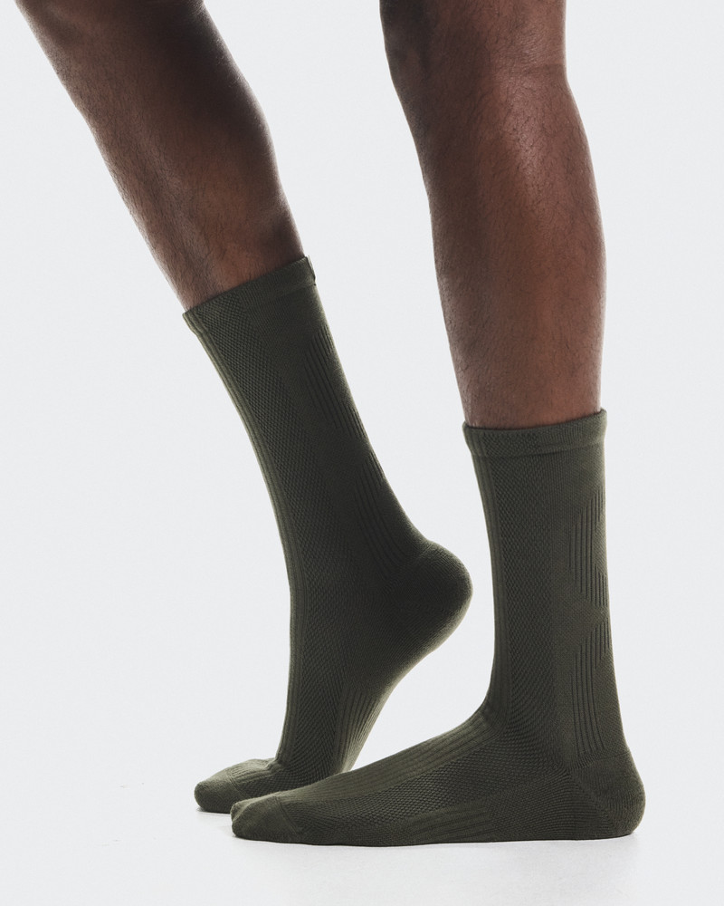 On Hybrid Sock High 2P outlook