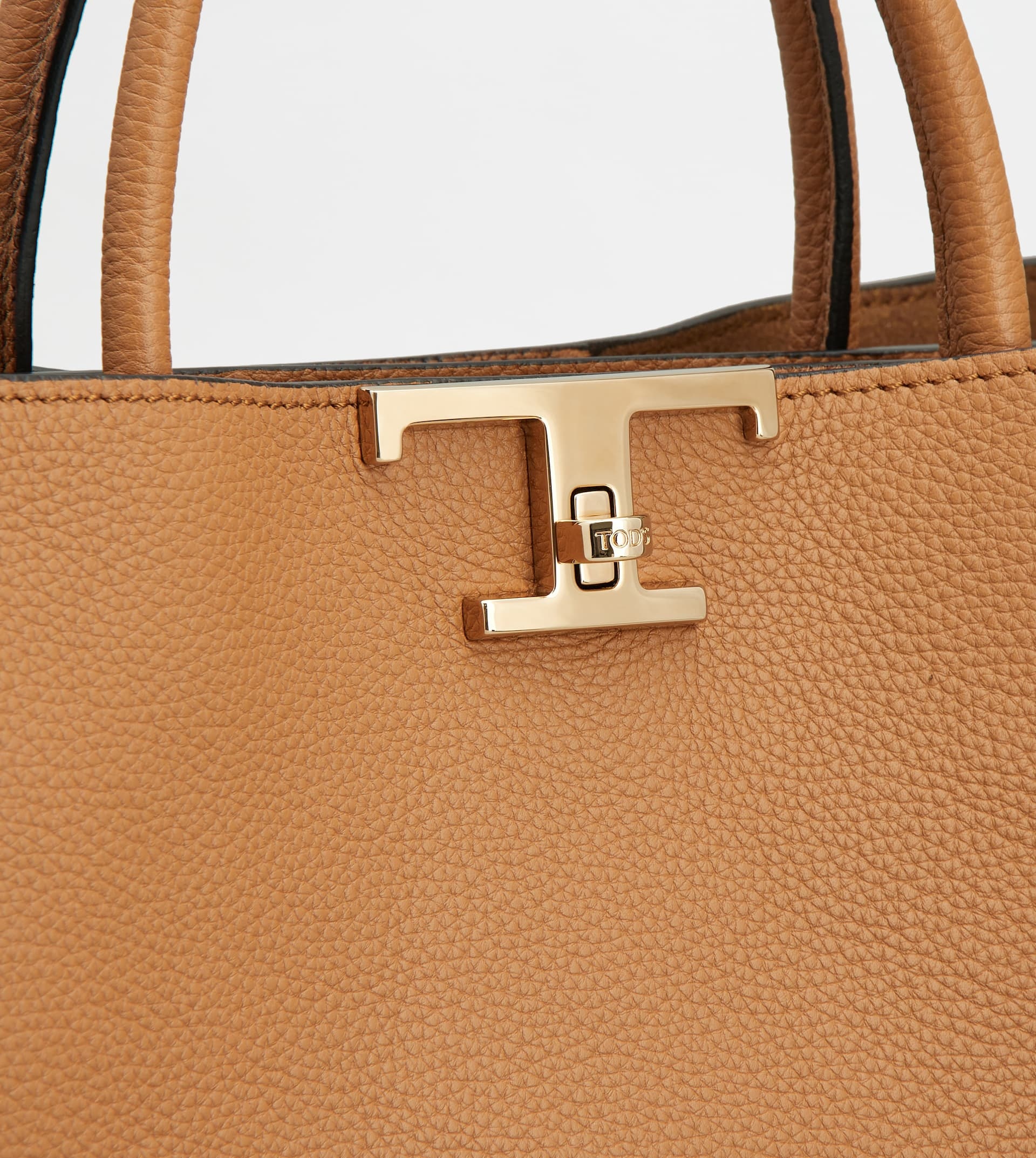 T TIMELESS SHOPPING BAG IN LEATHER MEDIUM - BROWN - 5