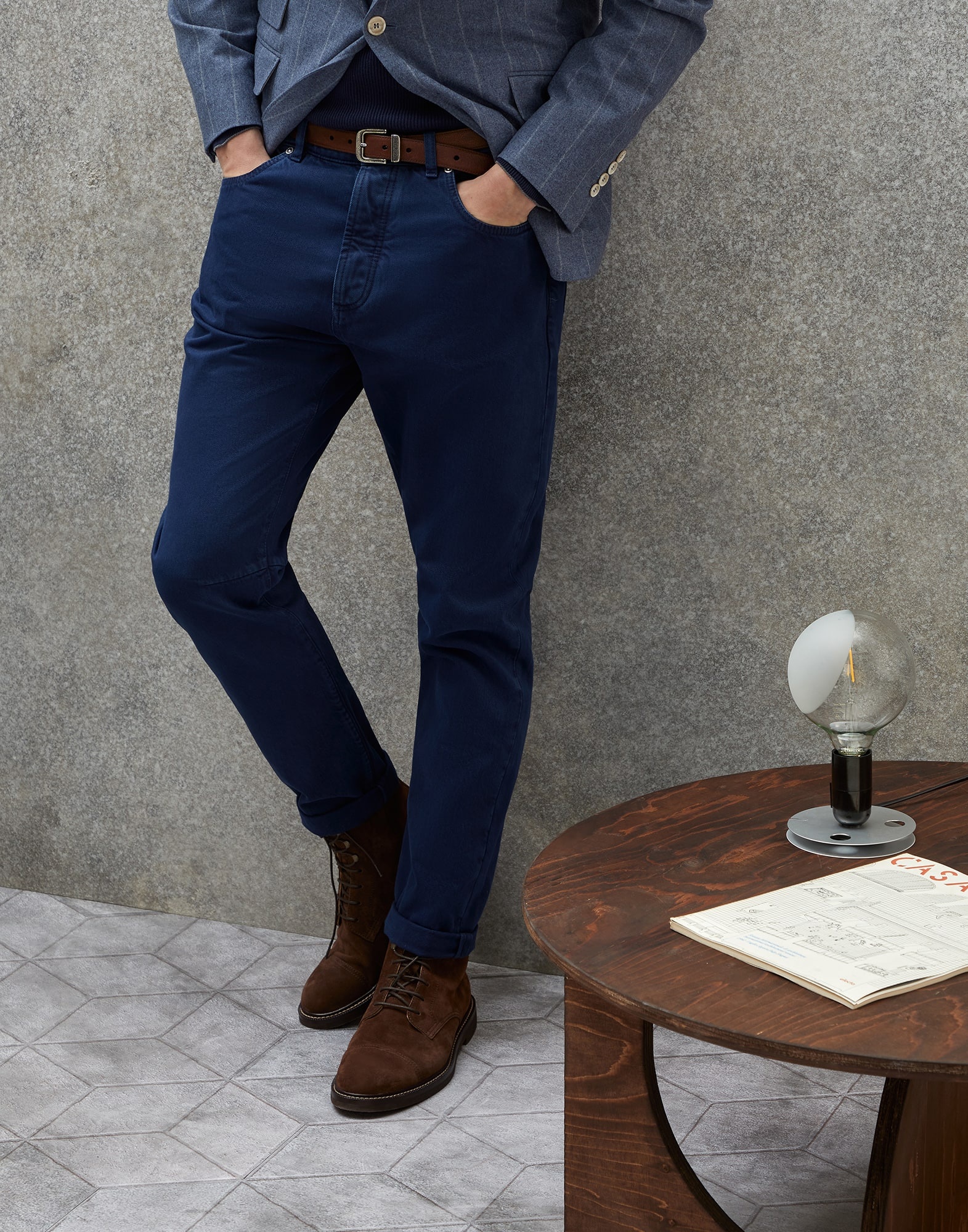 Garment-dyed leisure fit five-pocket trousers in slubbed cotton denim - 5