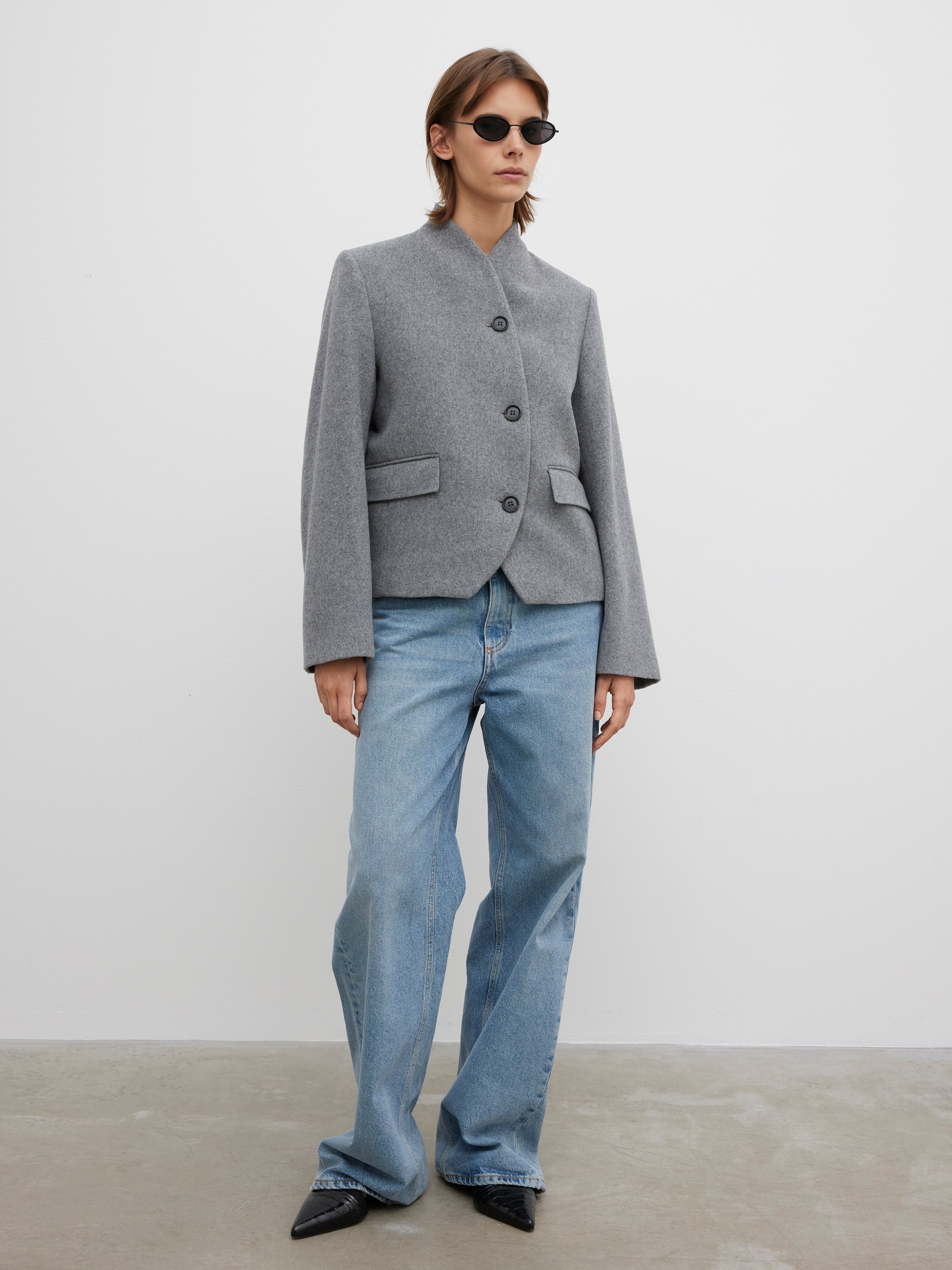 Short curved jacket - 4