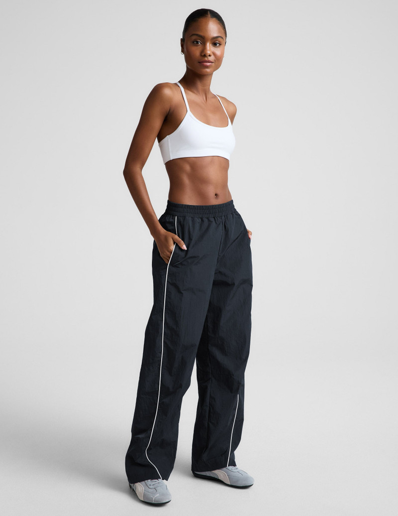 BEYOND YOGA Limitless Mid-Rise Barrel Leg Pant outlook