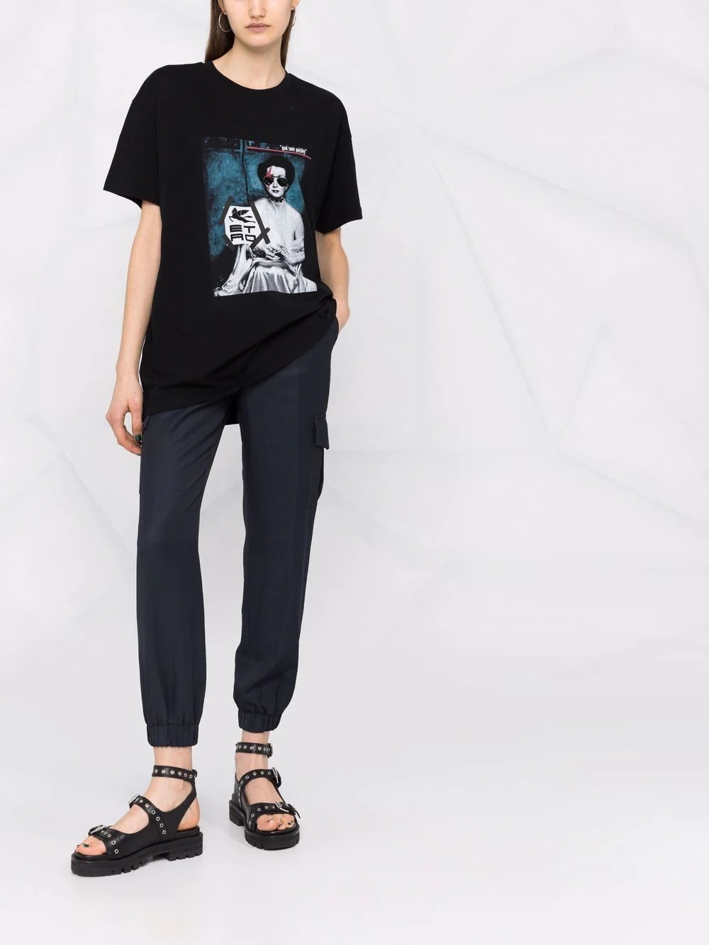 graphic-print T-shirt - 2