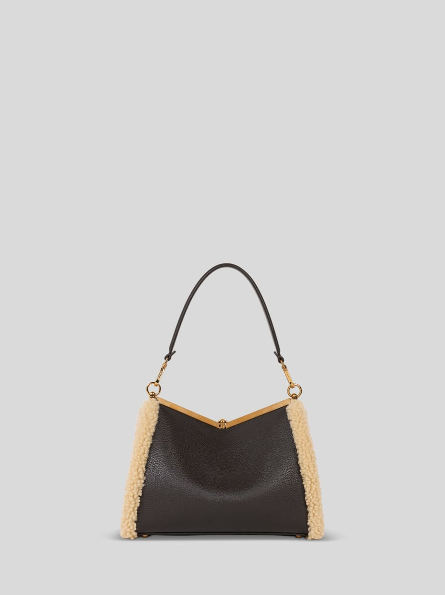 MEDIUM LEATHER VELA BAG WITH SHEARLING DETAILS - 3