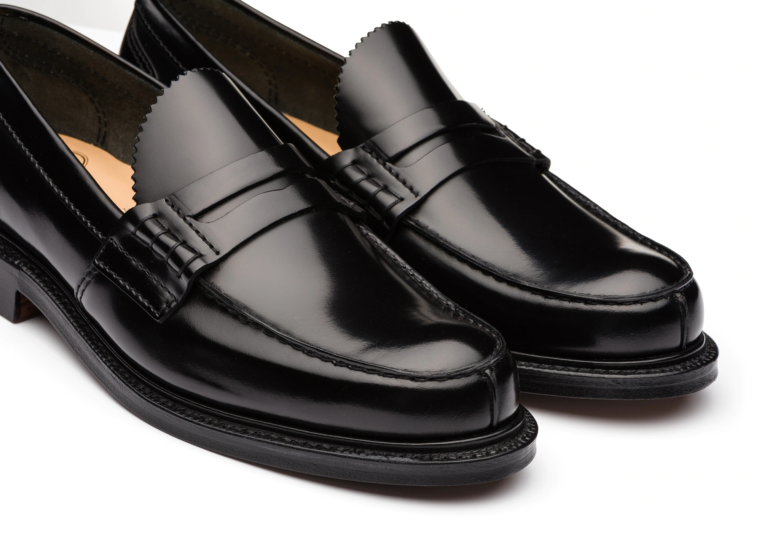 Willenhall
Bookbinder Fumè Loafer Black - 4