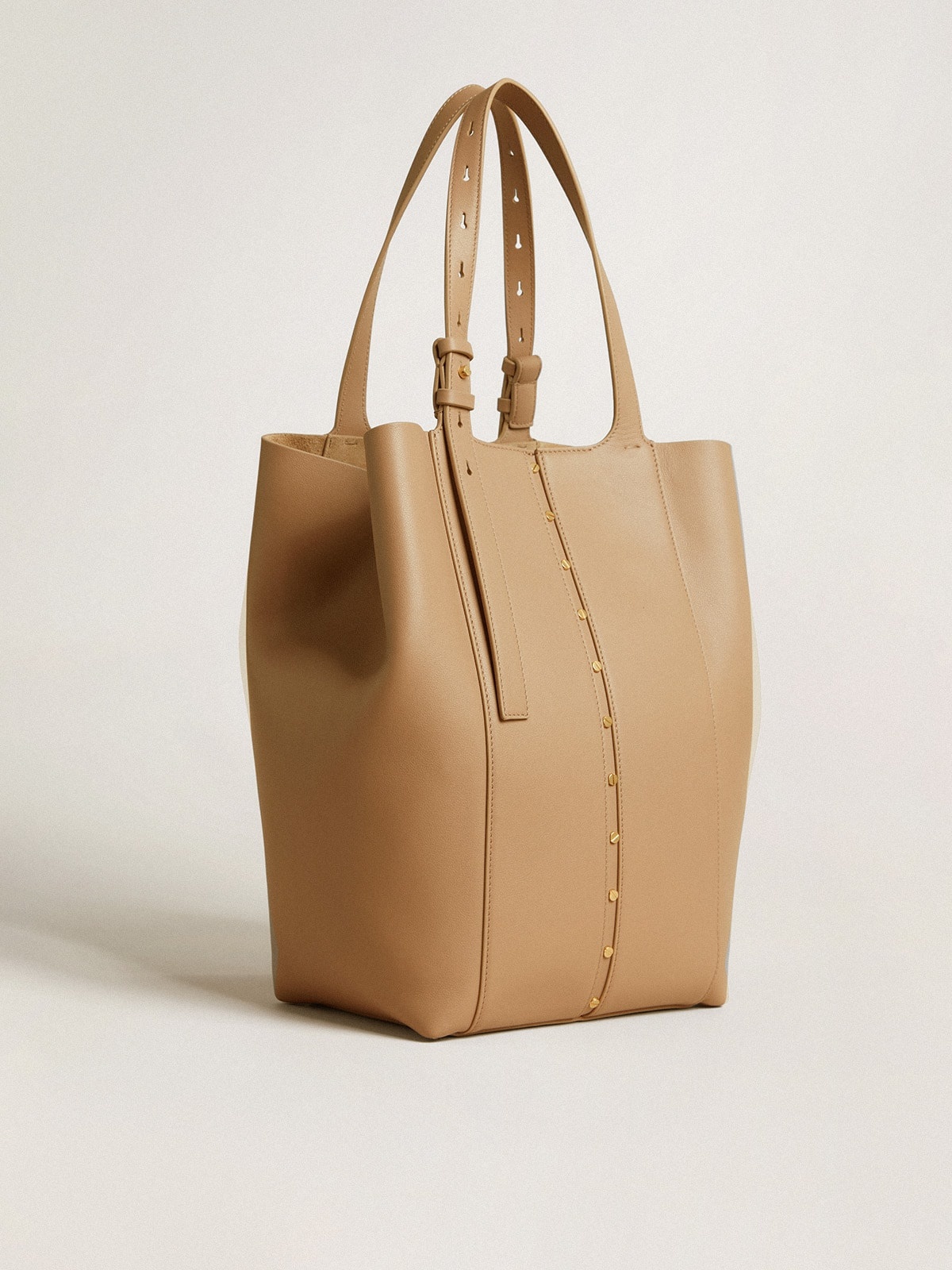 24/7 Bag in cappuccino-colored leather with adjustable handles - 2