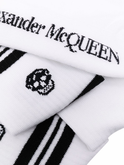 Alexander McQueen Logo skull socks outlook