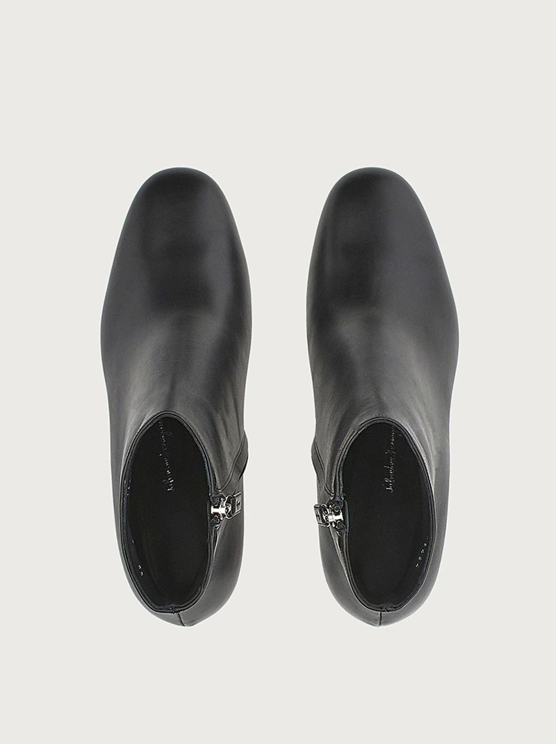 MIRRORED HEEL ANKLE BOOT 5