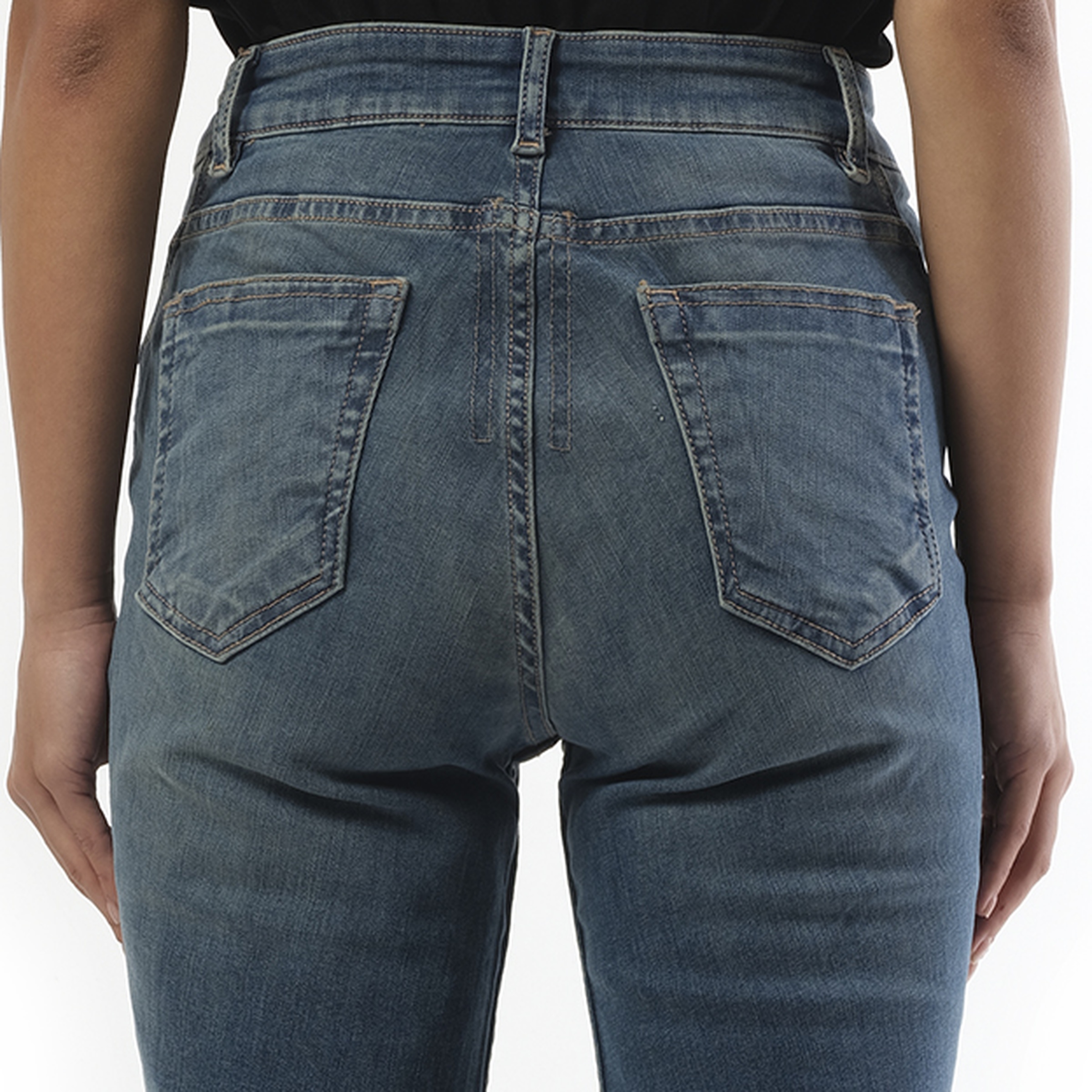 Bias Bootcut Jeans in Washed Indigo - 3