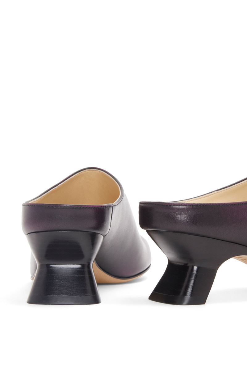 Kitten heel mule in bi-colour brushed-off calfskin 4