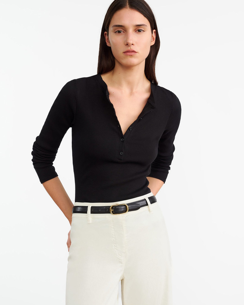 NILI LOTAN JORDAN HENLEY TEE outlook