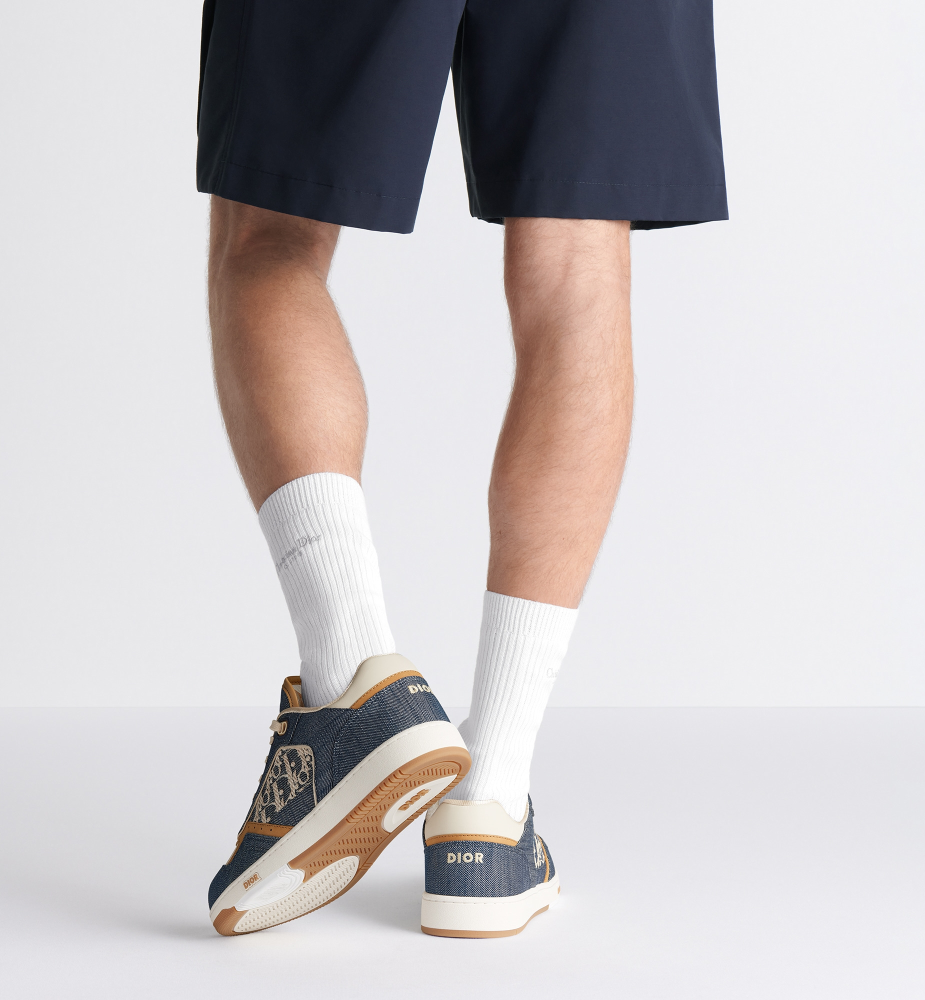 B27 Uptown Low-Top Sneaker - 3