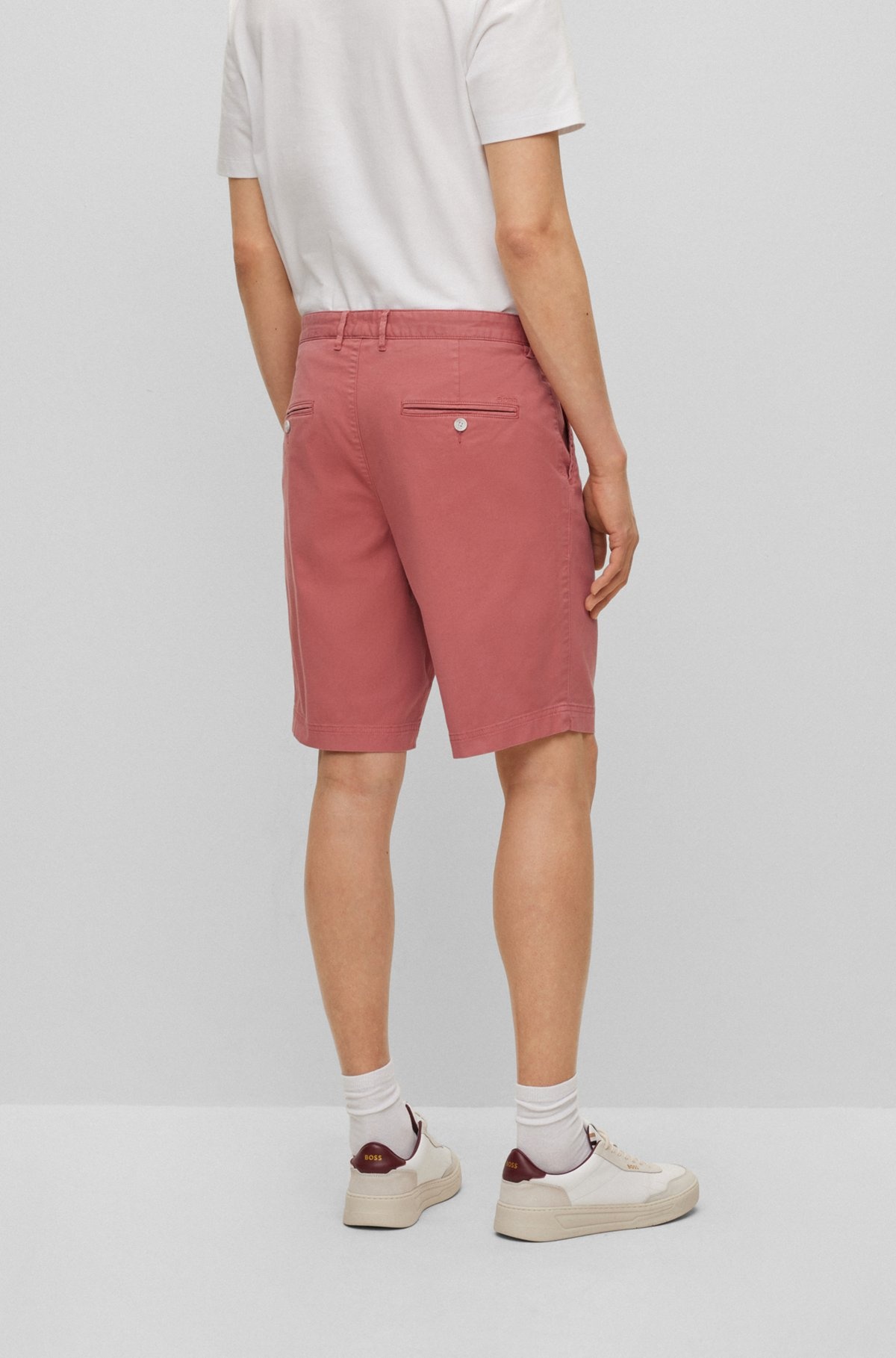 SLIM-FIT SHORTS IN STRETCH-COTTON GABARDINE - 4