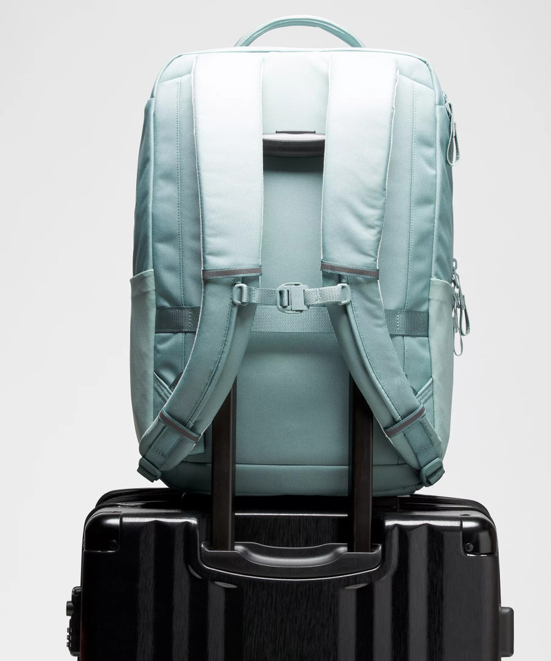 Double-Zip Backpack 22L *Tech Canvas 7