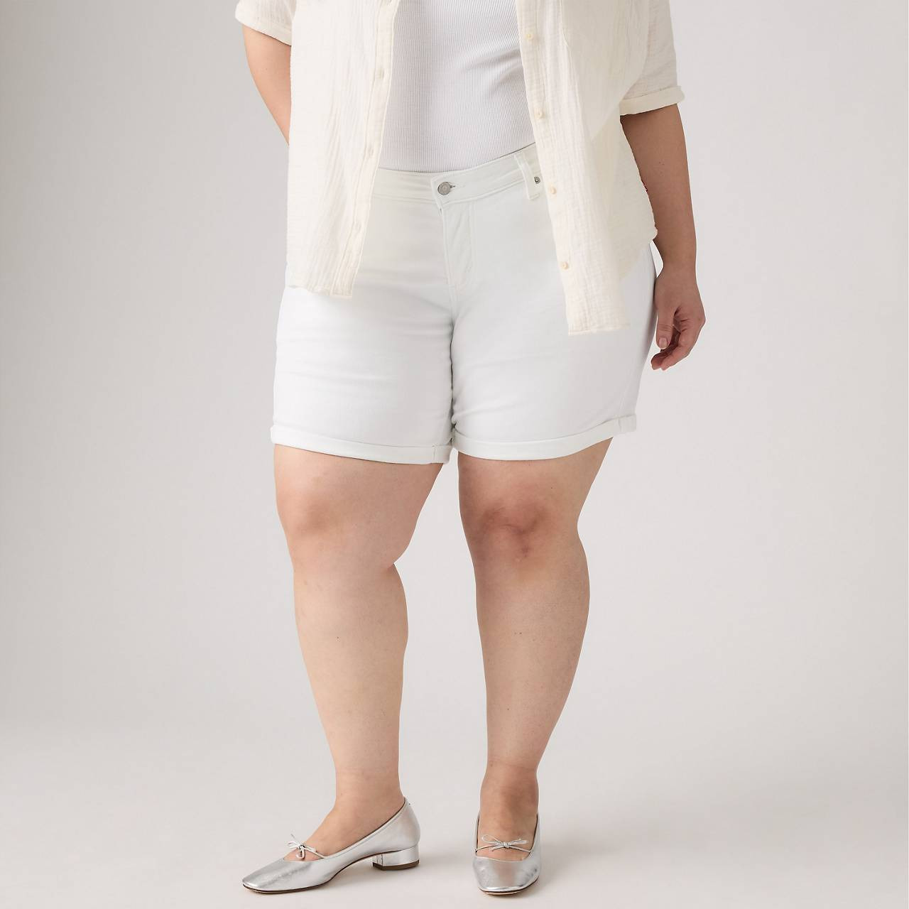 MID LENGTH WOMEN'S SHORTS (PLUS SIZE) - 6