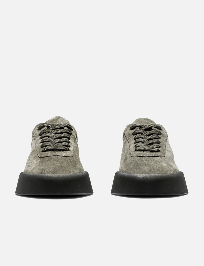 Fear of God SUEDE AEROBIC LOW outlook