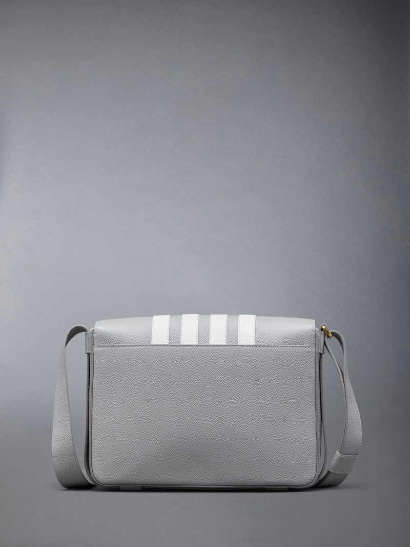 Pebble Grain 4-Bar Reporter Bag 3