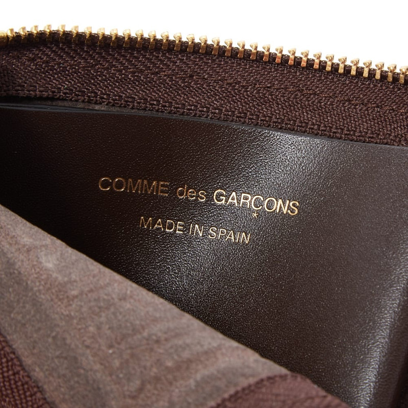 Comme Des Garçons Comme des Garcons SA3100EL Embossed Logo Wallet outlook