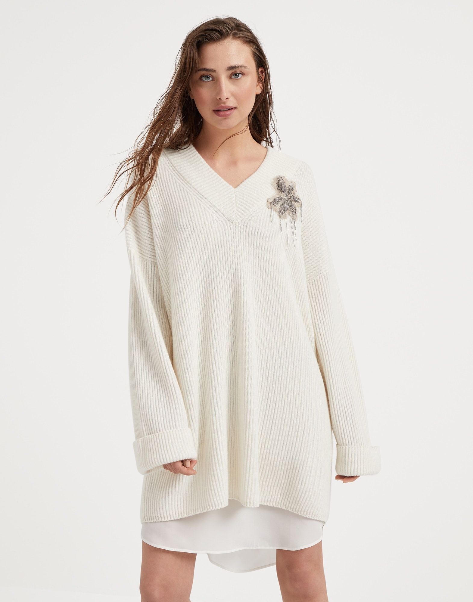 Cashmere English rib knit dress with silk slip and precious flower crest - 1