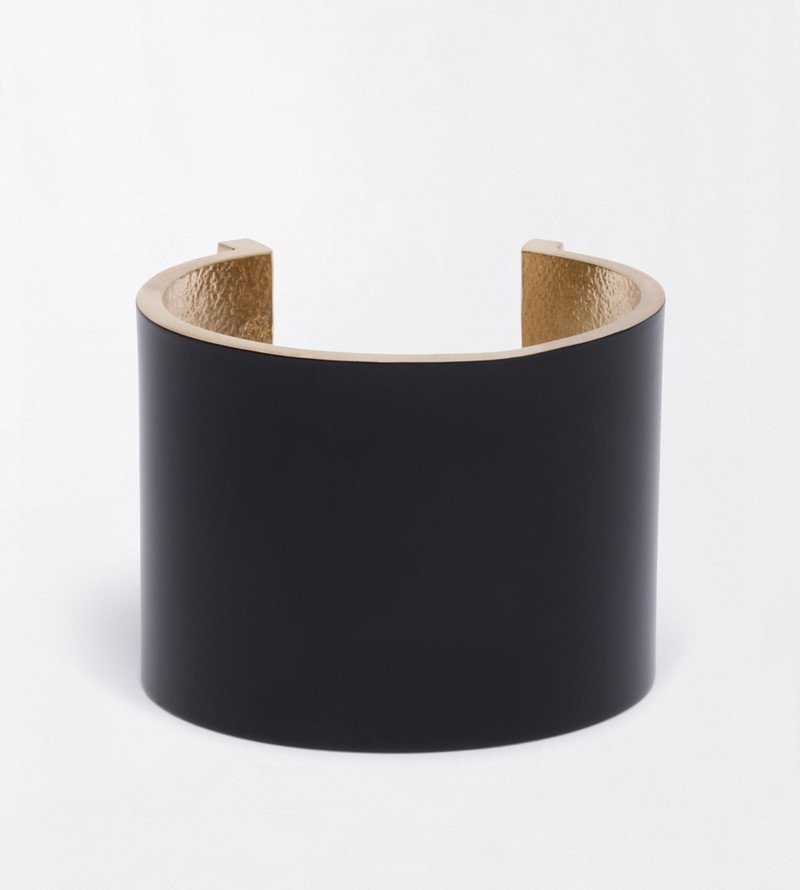 MATTE LACQUERED BRASS AND CRYSTAL STONES FERA CUFF 1